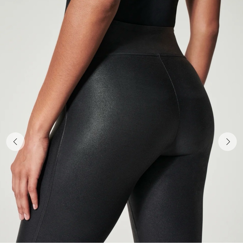 SPANX Body Contour Faux Leather Leggings Size M Black NWOT Streetwear